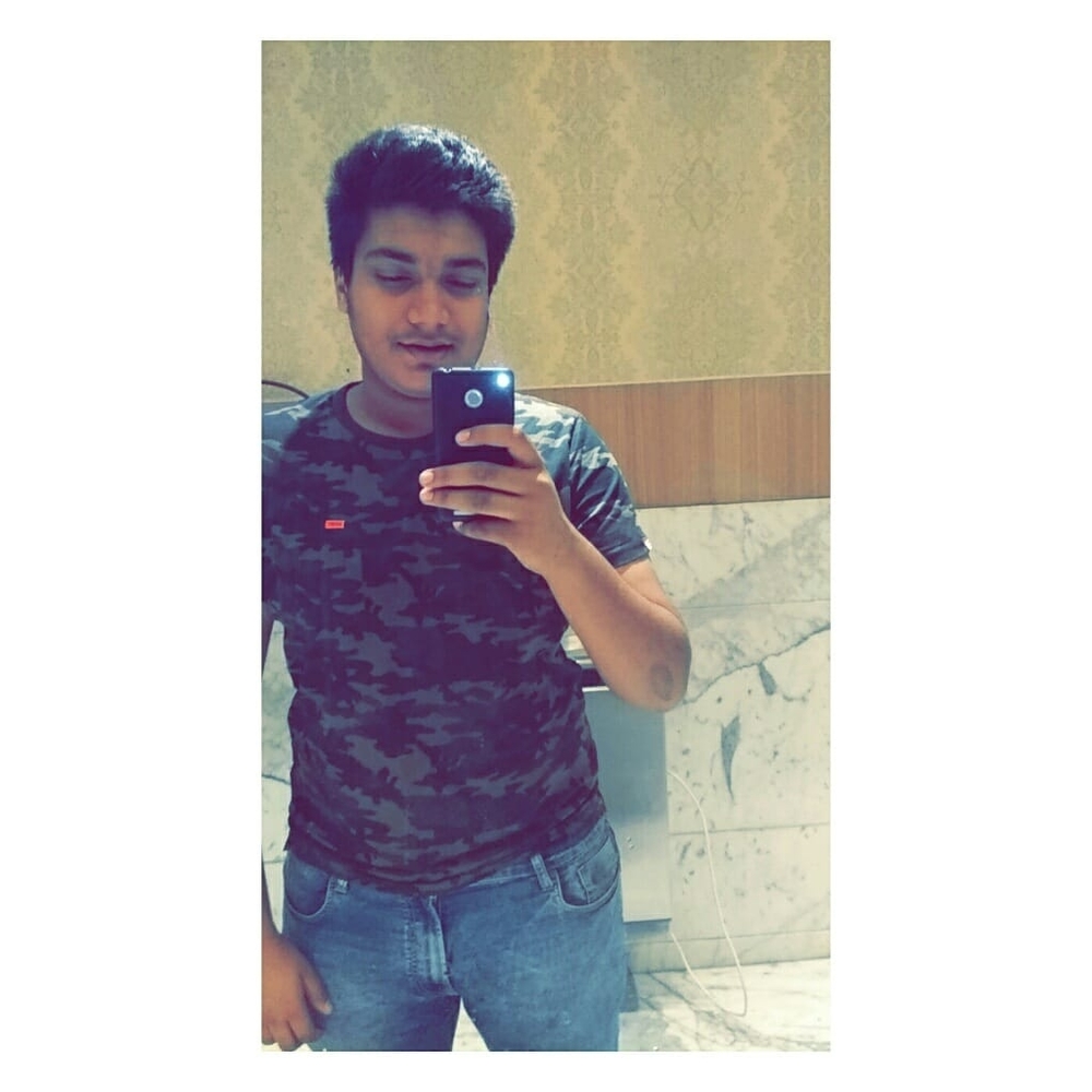 Meet your Posher, Siddhant